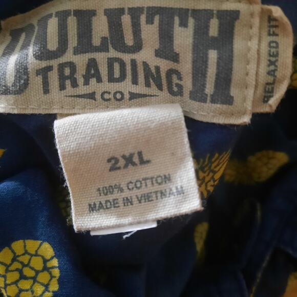 Duluth Trading Mens Relaxed Fit Navy & Pineapple Pattern Short Sleeve Shirt 2XL - Picture 4 of 6